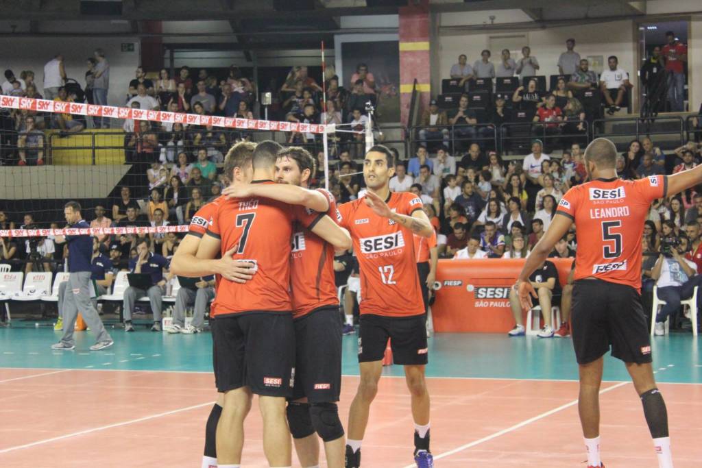 Sesi conseguiu fechar a vitória por 3 sets a 0 (Foto: Divulgação/Sesi SP Vôlei)