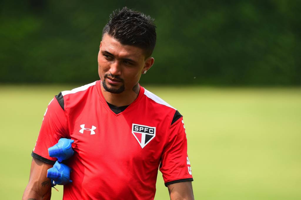 Esse ano, Kieza ficou apenas dois meses no São Paulo, não jogou dois jogos inteiros e pediu para ir embora (Foto:Sergio Barzaghi/Gazeta Press)