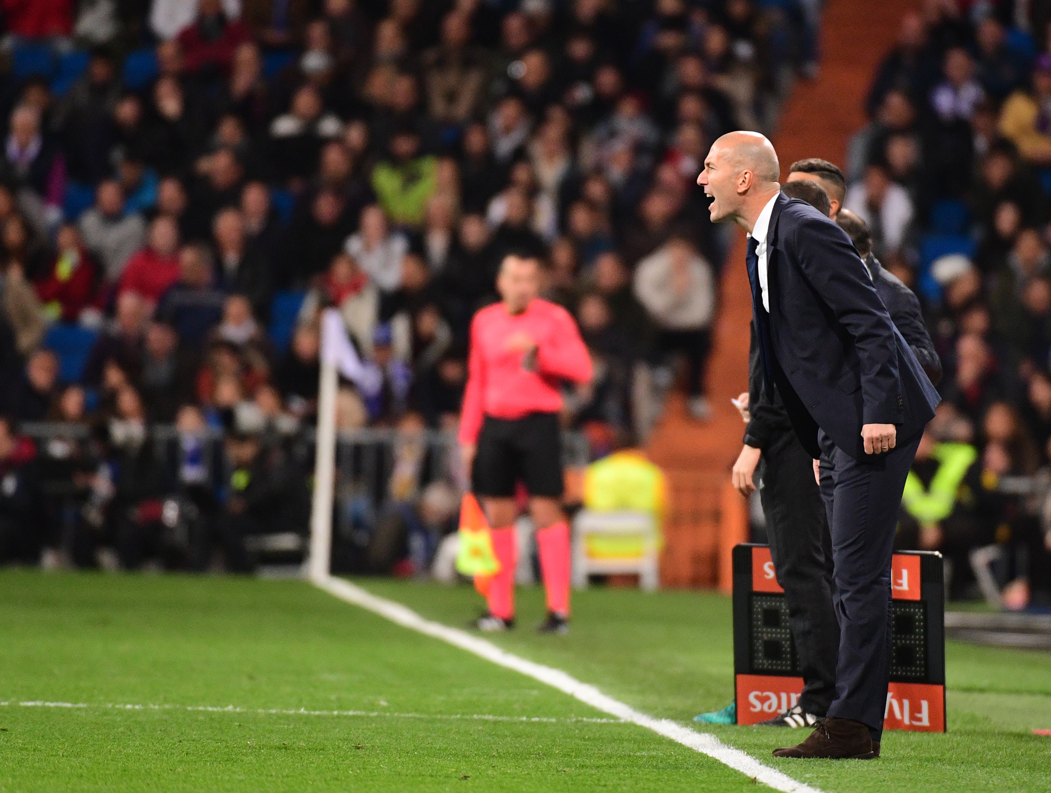 Zidane alcançou a inédita marca de 35 jogos sem derrota pelo Real (Foto: Pierre Marcou)