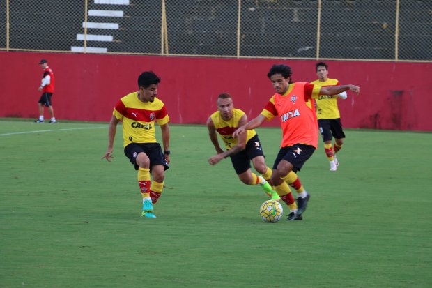 Com um empate, Vitória garante permanência na Série A do Brasileiro (Foto: Francisco Galvão/Divulgação)