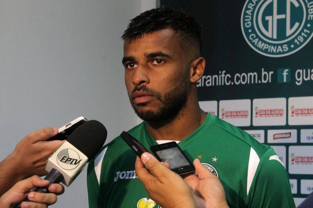 Meia se destacou com a camisa do Bugre na Série C (Divulgação/Guarani)