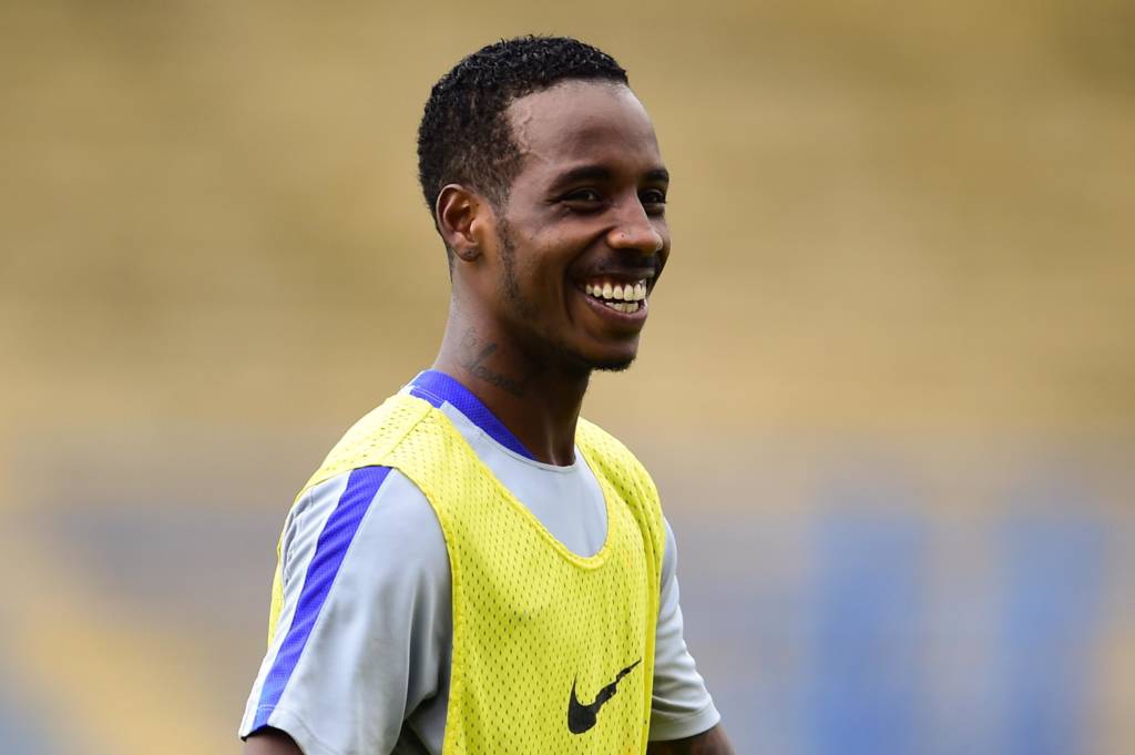 Guilherme Romão chama a atenção para as suas características ofensivas (foto: Djalma Vassão/Gazeta Press)