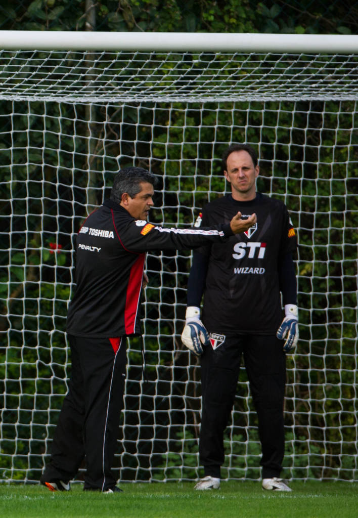 Ney Franco e Rogério Ceni nunca se entenderam muito bem (Foto: Fernando Dantas/Gazeta Press)