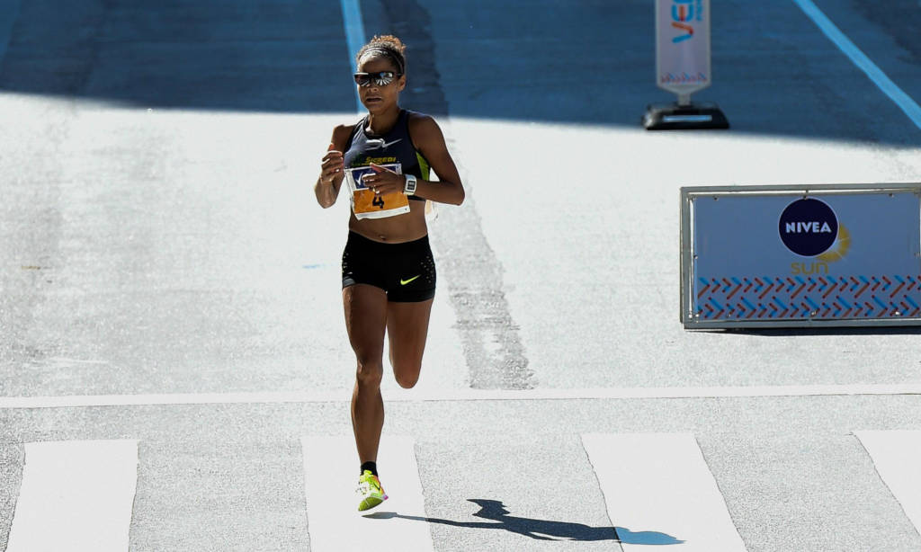 Tatiele de Carvalho mostrou felicidade com o resultado na São Silvestre (Foto: Djalma Vassão/Gazeta Press)