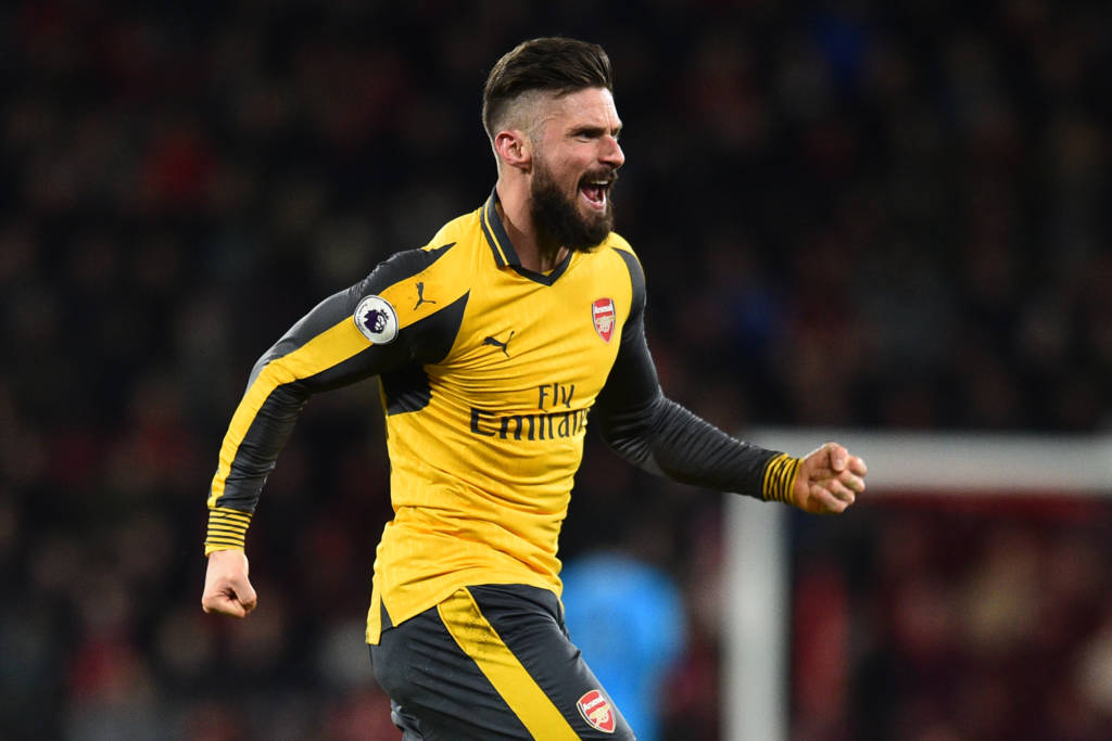 Giroud foi o grande nome da reação do Arsenal, com duas assistências e um gol aos 46 do segundo tempo (Foto: Glyn Kirk/AFP) 