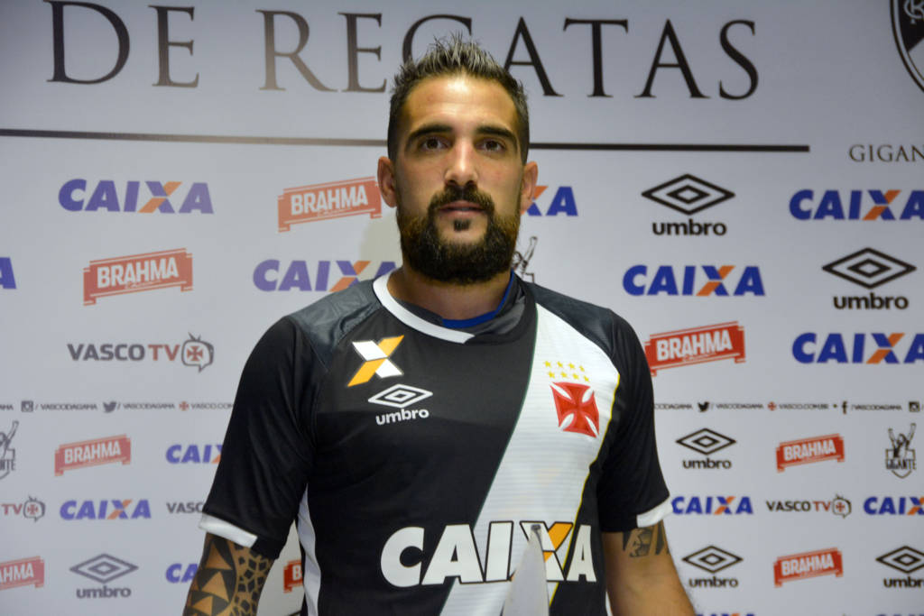 Escudero chega ao Vasco após passagem pelo México (Foto: Matheus Alves/Vasco.com.br)