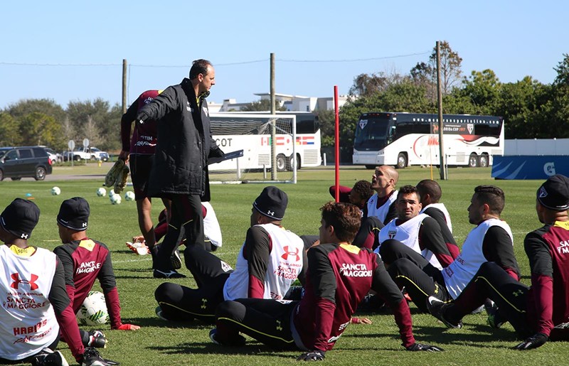 Rogério Ceni deu folga ao elenco do São Paulo pela primeira vez ((Foto: Érico Leonan/SPFC)