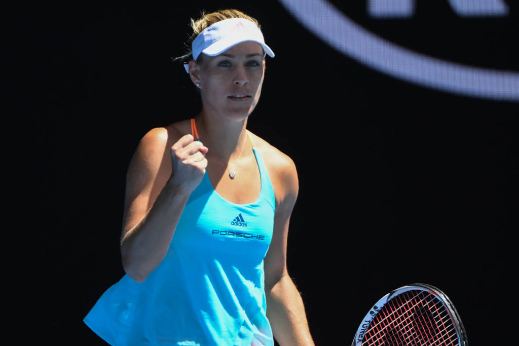 Germany's Angelique Kerber celebrates after victory against Czech Republic's Karolina Pliskova during their women's singles third round match on day five of the Australian Open tennis tournament in Melbourne on January 20, 2017. / AFP PHOTO / WILLIAM WEST / IMAGE RESTRICTED TO EDITORIAL USE - STRICTLY NO COMMERCIAL USE