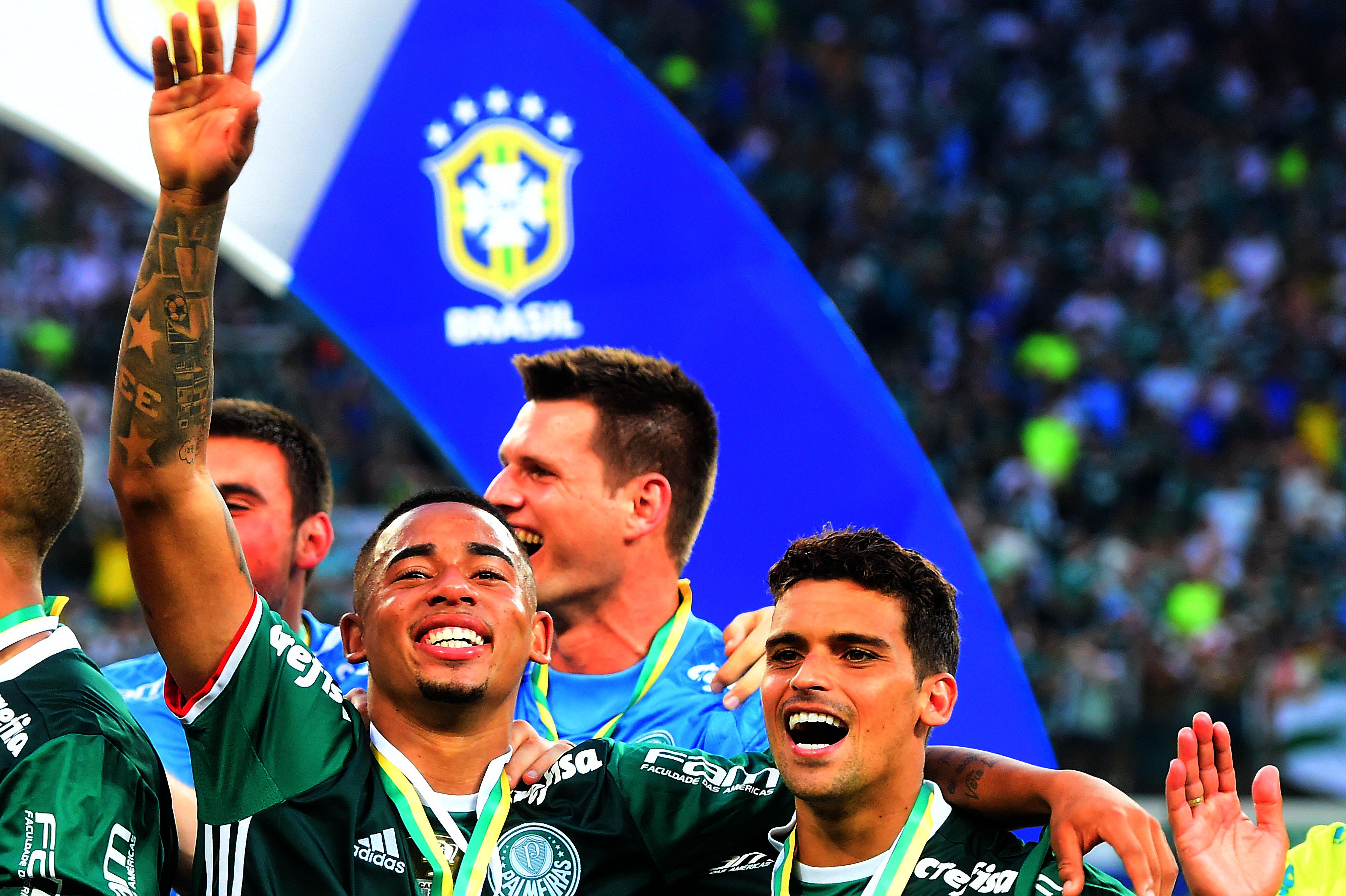 Jean usou a camisa 17 em 2016 e foi o vice artilheiro do Palmeiras no Brasileiro (Foto: Sergio Barzaghi/Gazeta Press)