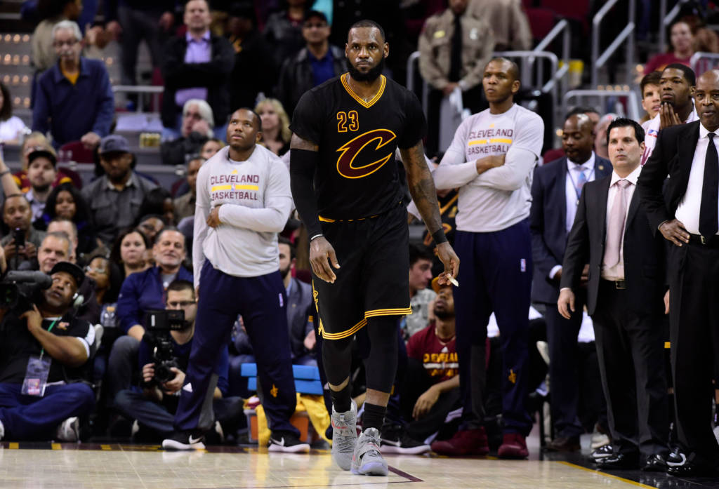 CLEVELAND, OH - JANUARY 21: LeBron James #23 of the Cleveland Cavaliers reacts during the final seconds of overtime against the San Antonio Spurs at Quicken Loans Arena on January 21, 2017 in Cleveland, Ohio. The Spurs defeated the Cavaliers 118-115. NOTE TO USER: User expressly acknowledges and agrees that, by downloading and/or using this photograph, user is consenting to the terms and conditions of the Getty Images License Agreement. Mandatory copyright notice. Jason Miller/Getty Images/AFP