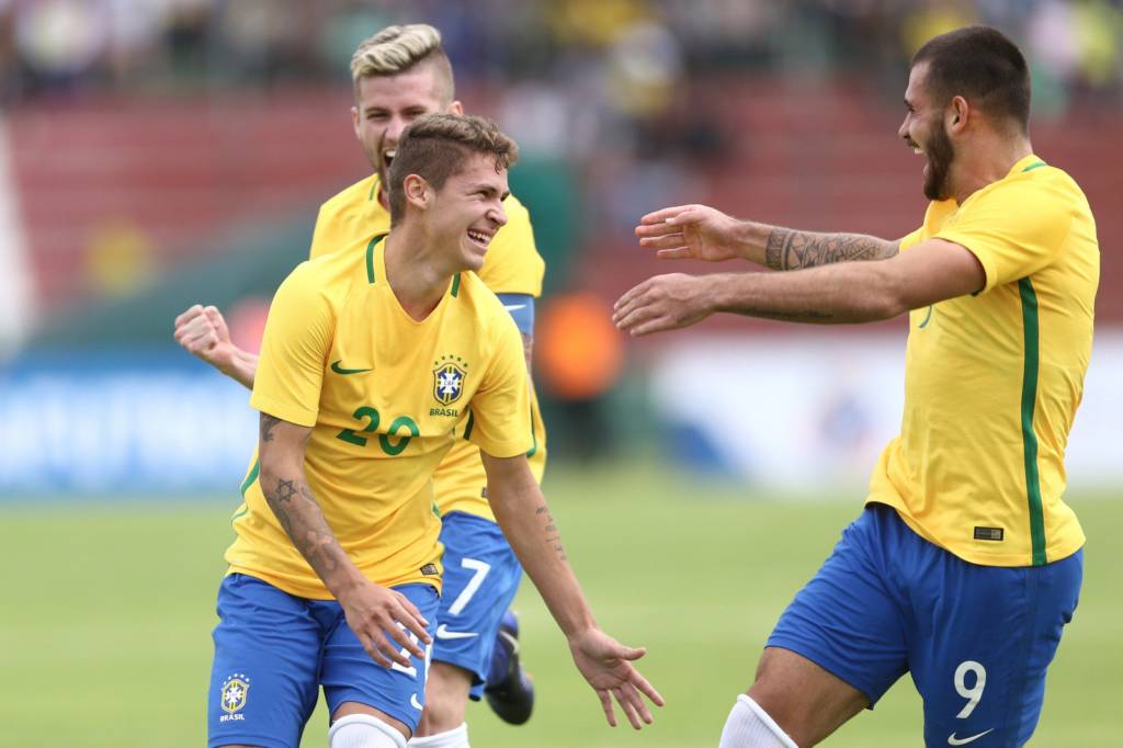Aposta de Rogério Micale, o meia Matheus Sávio foi um dos destaques na vitória brasileira (Foto: CBF/ Divulgação)