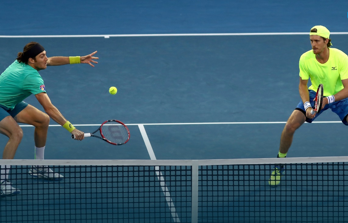 Marcelo Demoliner (e) e o neozelandês Marcus Daniell (d) fizeram boa campanha e chegaram até as quartas de final em Melbourne (Foto: ATP/Divulgação)