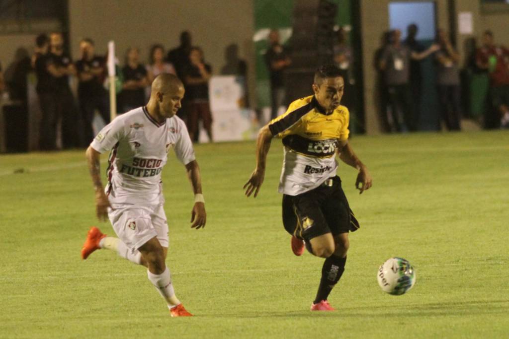 Fluminense estreou com vitória em 2017 (Foto: Fernando Ribeiro/www.criciuma.com.br)