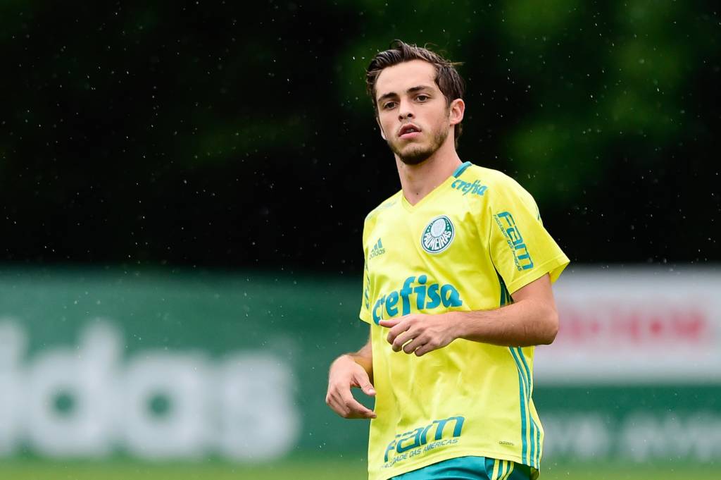 Hyoran, jogador do Palmeiras, durante jogo-treino contra a União Barbarense, na Academia de Futebol da Barra Funda, em São Paulo.