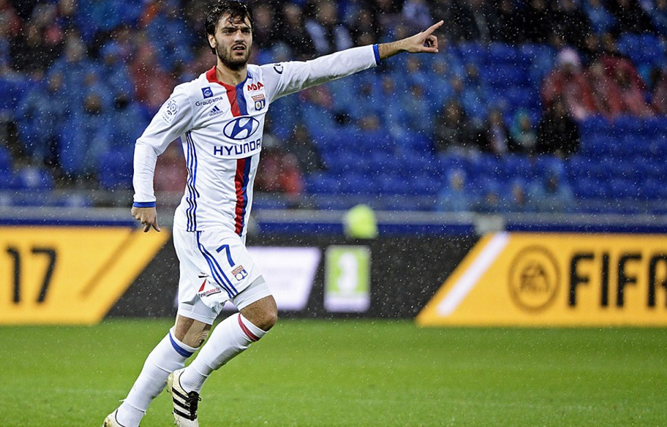 Em clássico contra o Saint-Etienne, Lyon busca vitória para disparar em relação ao rival (Foto: Divulgação/Lyon)