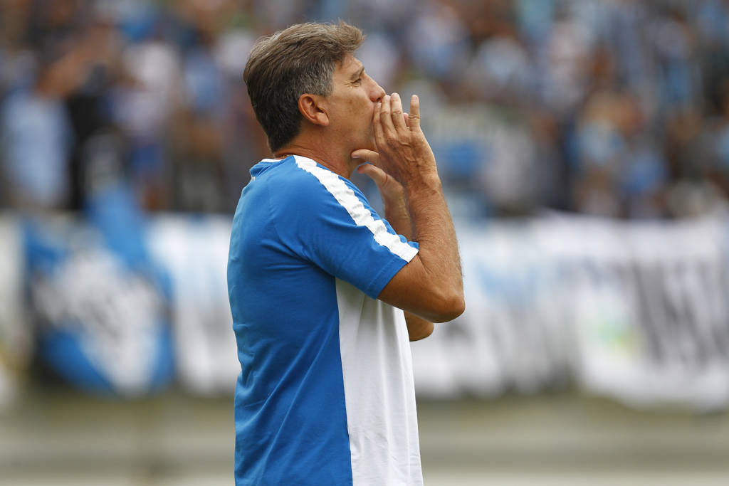 Renato viu com naturalidade o gol sofrido em bola alta (Foto: Lucas Uebel/Gremio FBPA)