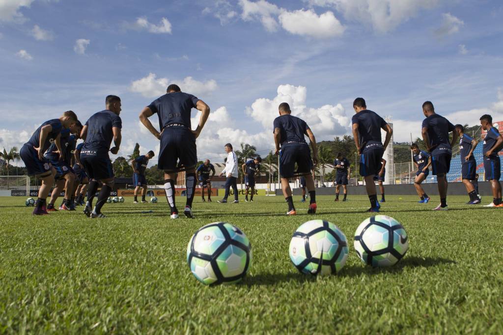 Corinthians já fez o reconhecimento do gramado onde enfrentará a Caldense (foto: Daniel Augusto Jr./Ag. Corinthians)