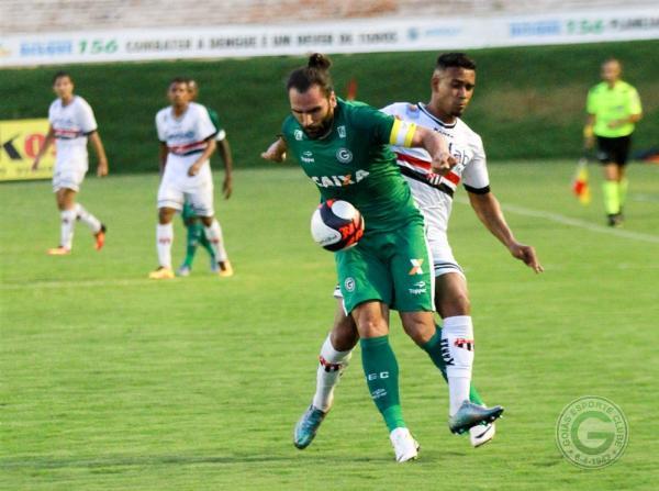 Léo Gamalho anotou seu quinto gol no Goiano (Foto: Divulgação)