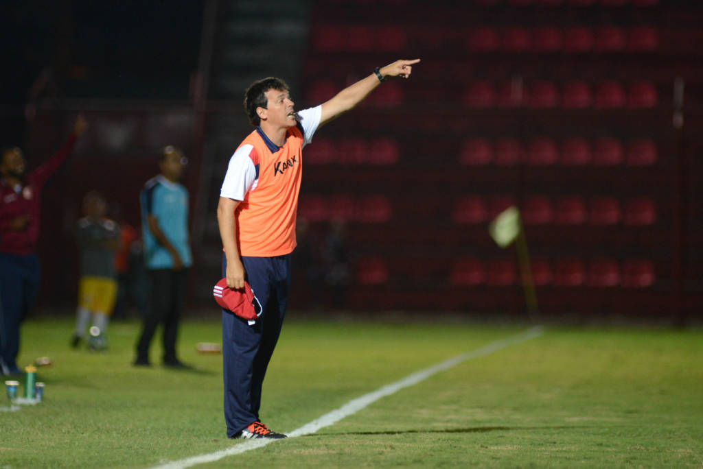 Fernando Diniz busca desenvolver lado humano dos jogadores para continuar vencendo no Paulistão (Foto: Divulgação/Audax)