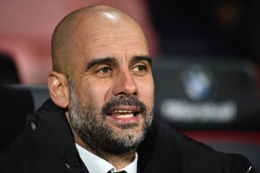 Guardiola venceu mais uma com o City (Foto: Glyn Kirk/AFP)
