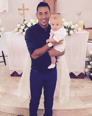 Padrinho do filho de Cássio, o volante Ralf está na China, mas não deixa de se preocupar com o menino (foto: divulgação)