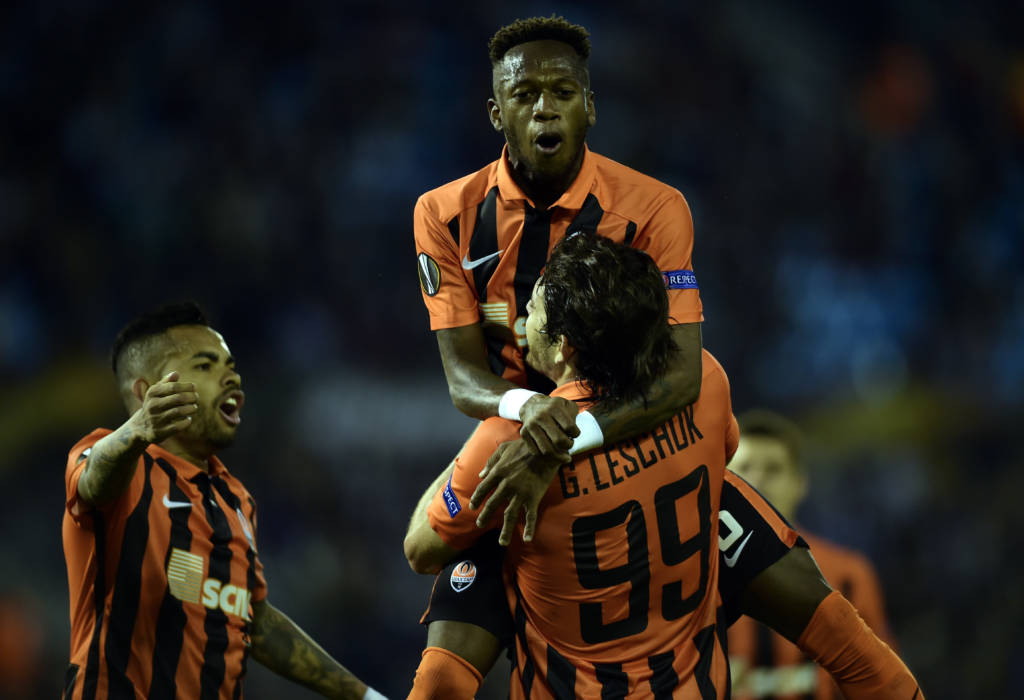 Gol da vitória do Shakhtar foi marcado pelo argentino Gustavo Leschuk (Foto: Miguel Riopa/AFP)