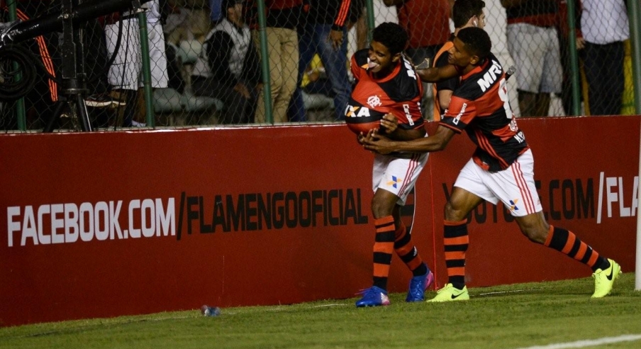 Gabriel anotou o único gol do Flamengo (Foto: Gilvan De Souza/Divulgação)