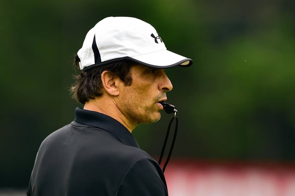 Milton Cruz terá uma reunião com a diretoria do Náutico nesta segunda-feira e pode selar acordo para assumir a equipe (Foto: Fernando Dantas/ Gazeta Press)