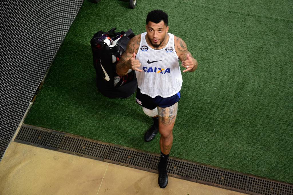 Kazim barrou Jô e comandará o ataque do Corinthians no Derby (foto: Fernando Dantas/Gazeta Press)