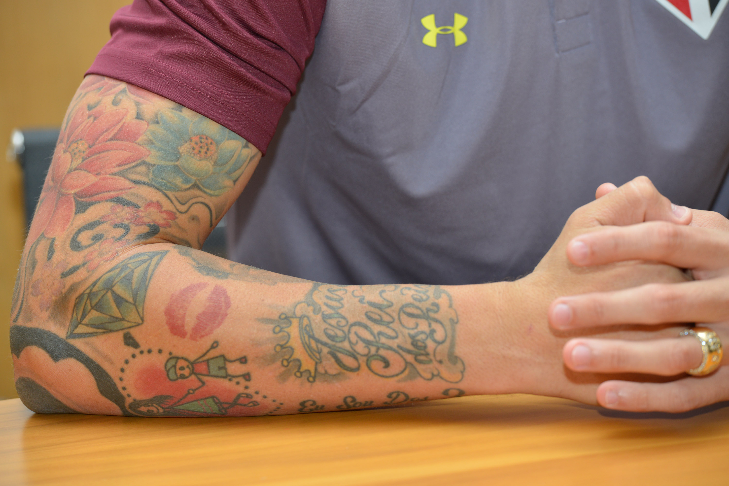 Com um ano de clube, Maicon é um dos líderes do elenco são-paulino (Foto: Djalma Vassão/Gazeta Press)