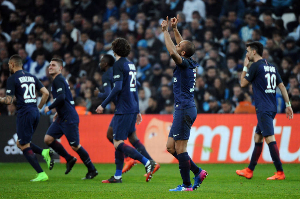 Lucas deixou a sua marca na goleada no princípio do segundo tempo (foto: Franck Pennant/AFP)