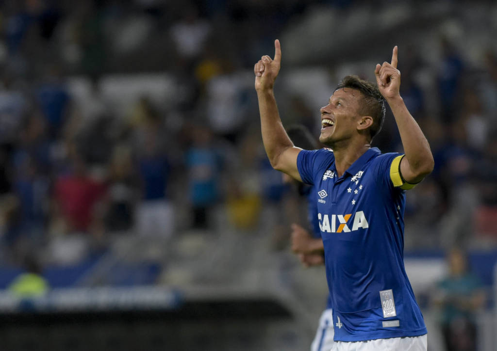Henrique anotou dois gols na partida (Foto: Washington Alves/Cruzeiro)