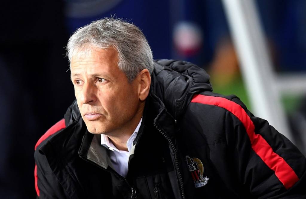 Lucien Favre comanda o Nice na busca pelo título (Foto: AFP)