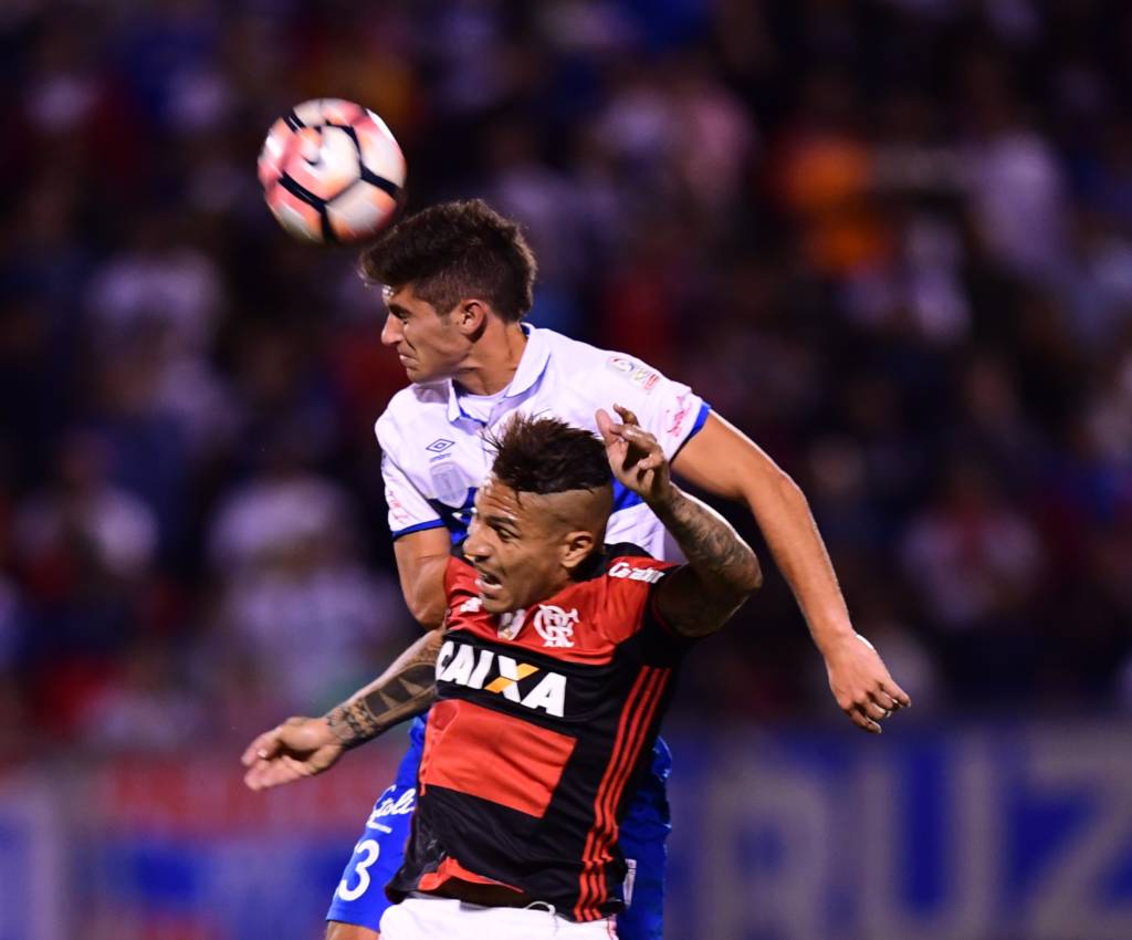 Flamengo saiu derrotado de Santiago (Foto: Martín Bernetti/AFP) 