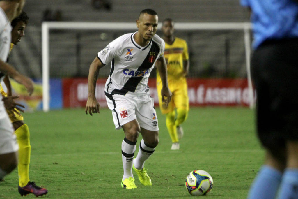 Luis Fabiano ainda não marcou pelo Vasco (Foto: Paulo Fernandes/Vasco.com.br)
