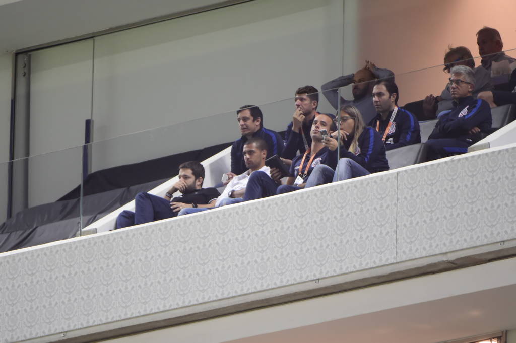 Clayton assistiu ao duelo desta quinta-feira ao lado da diretoria corintiana (foto: Djalma Vassão/Gazeta Press)