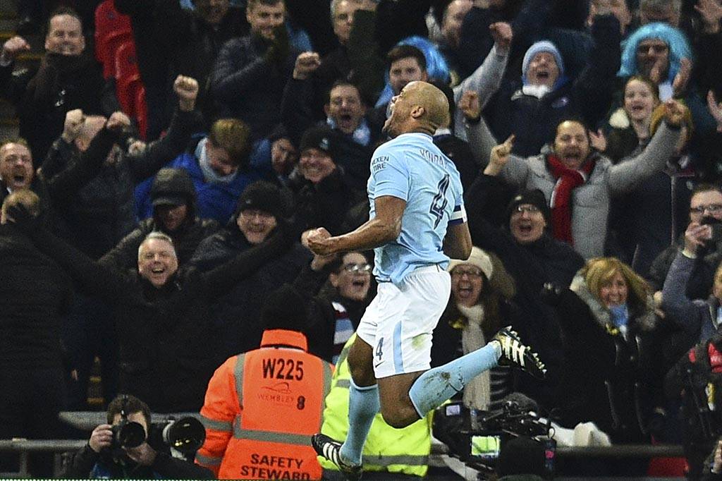 англия кубок мира 1966. ливерпуль кубок англии 2022. похищение кубка в англии. английский футбол. похищение кубка в англии.