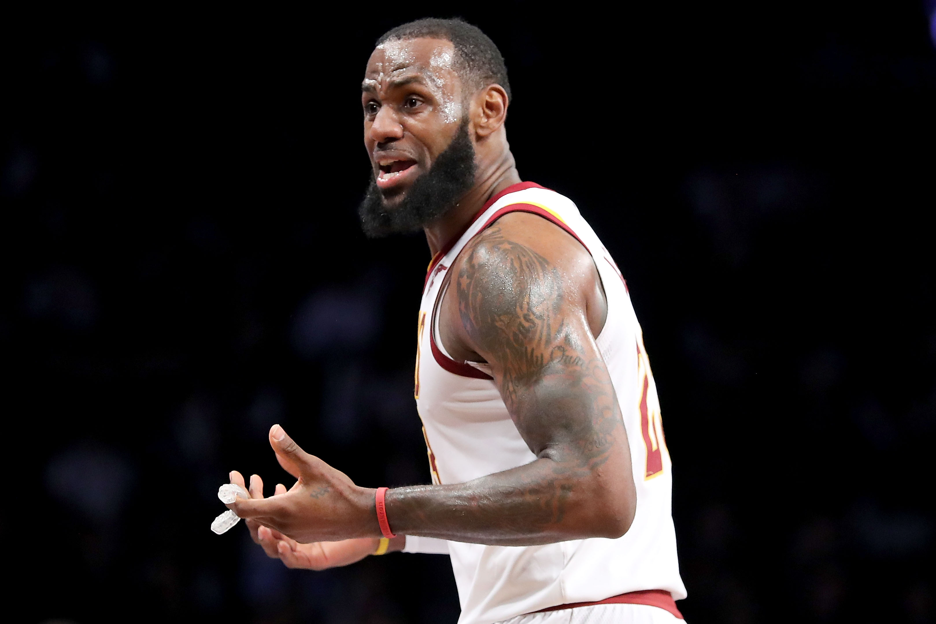 LeBron James aceitará reduzir seu salário para ajudar os Lakers? » The  Playoffs, image size:3238x2159