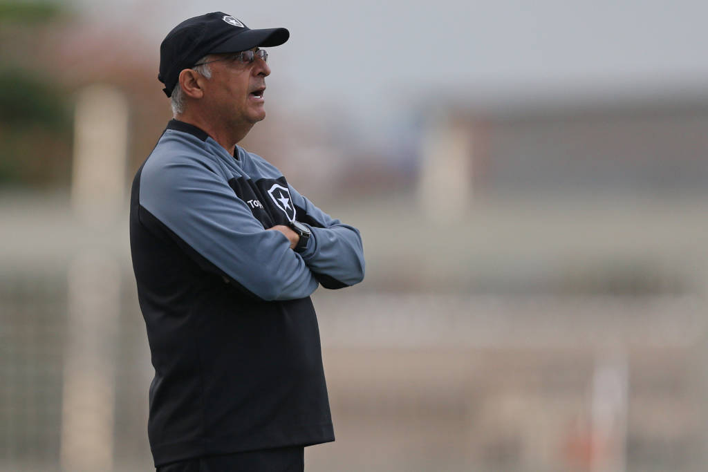 Marcos Paquetá fala da ansiedade para a estreia do Botafogo Gazeta