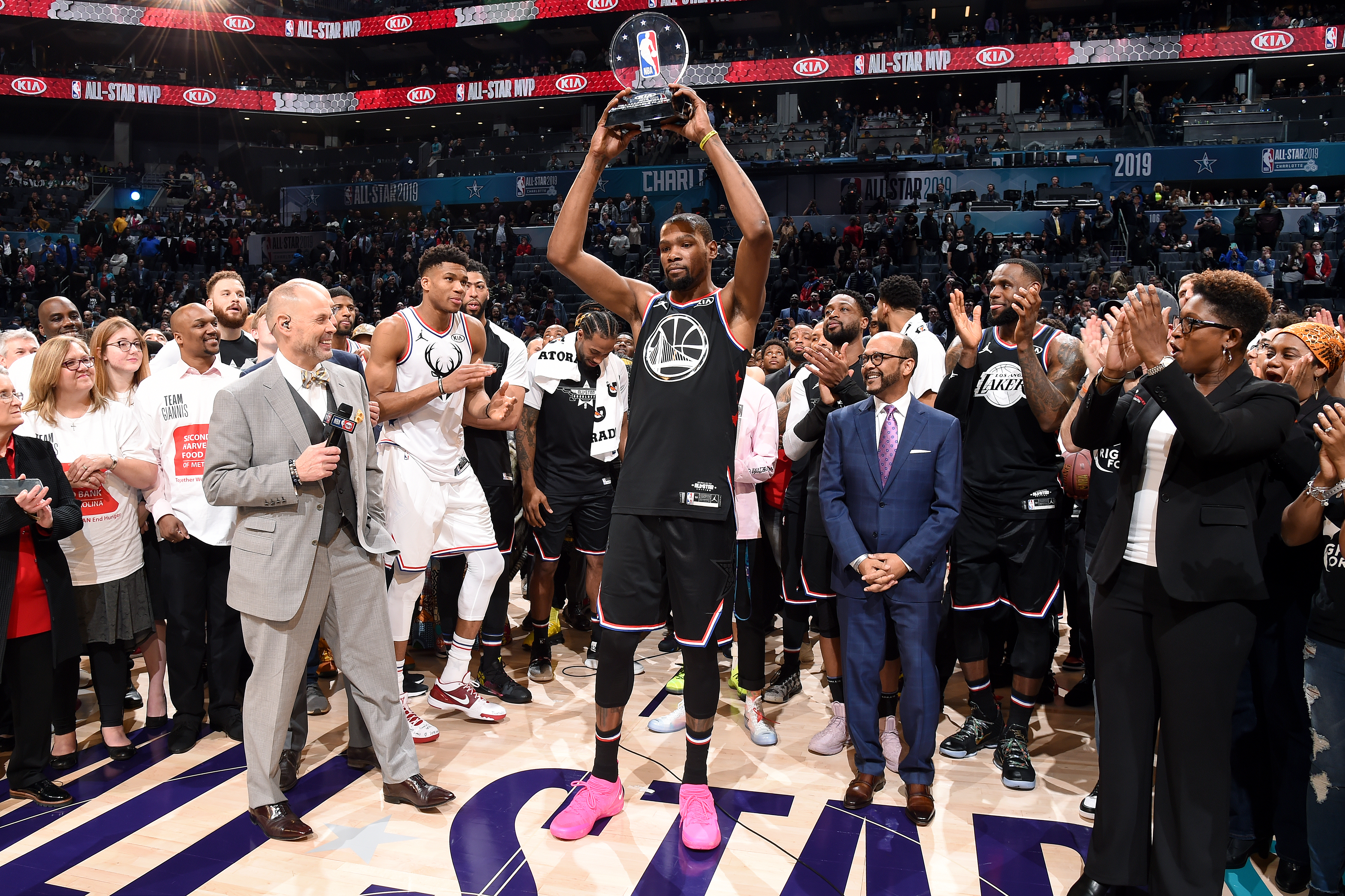 KEVIN DURANT A HOUSTON! 🔥 Los Phoenix Suns intercambian al dos veces MVP  de las Finales de la NBA Kevin Durant a los Houston Rockets por Jalen  Green, Dillon Brooks, la selección, image size:4514x3009