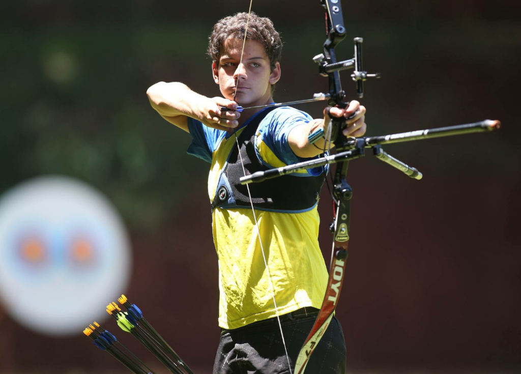 Brasileiro do tiro com arco é esperança de medalha e inova com marca própria Gazeta Esportiva