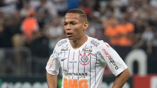 LEMBRA DELE? Ex-Corinthians é anunciado em equipe da Série B