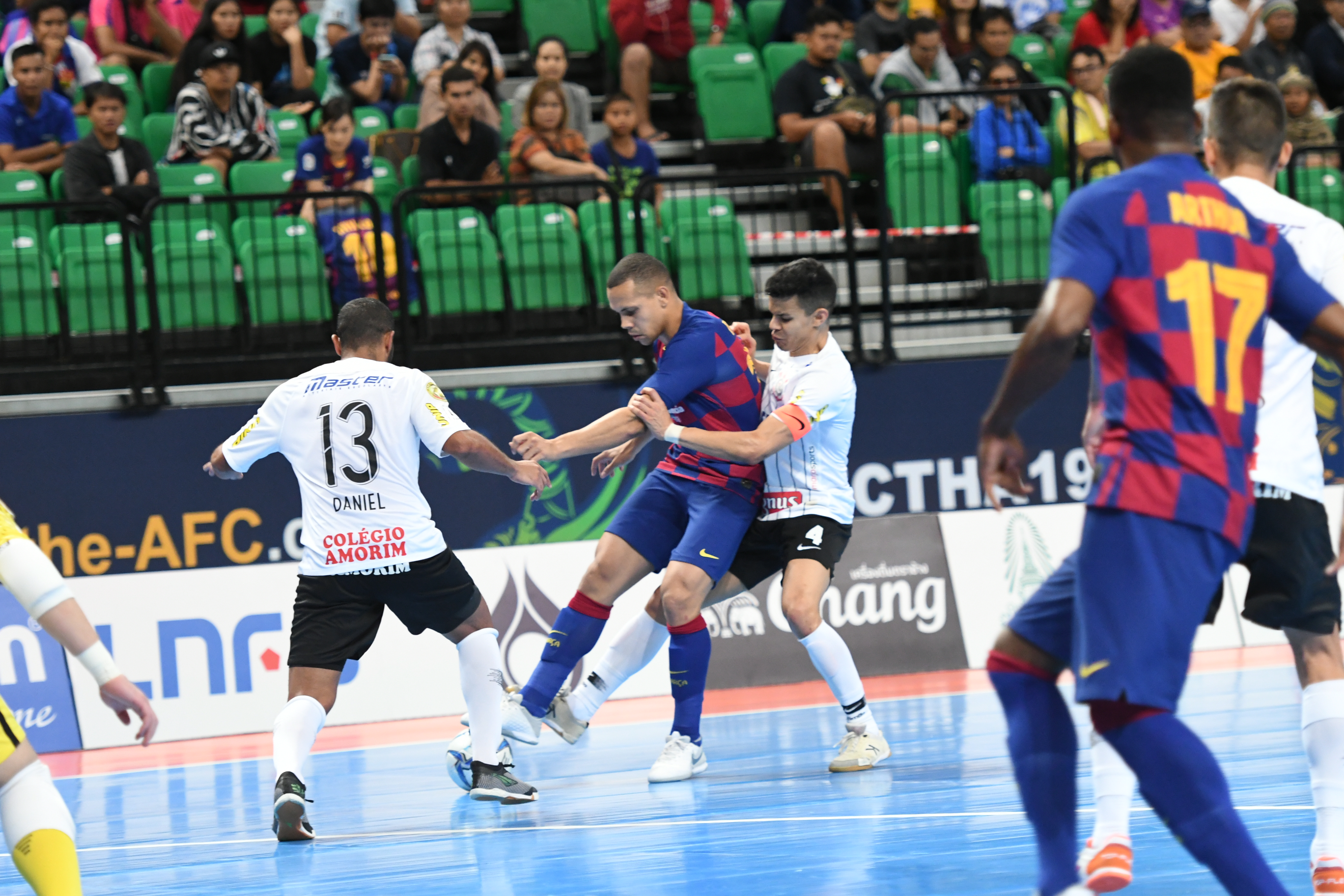 Futsal do Corinthians fará amistoso solidário contra o Barcelona