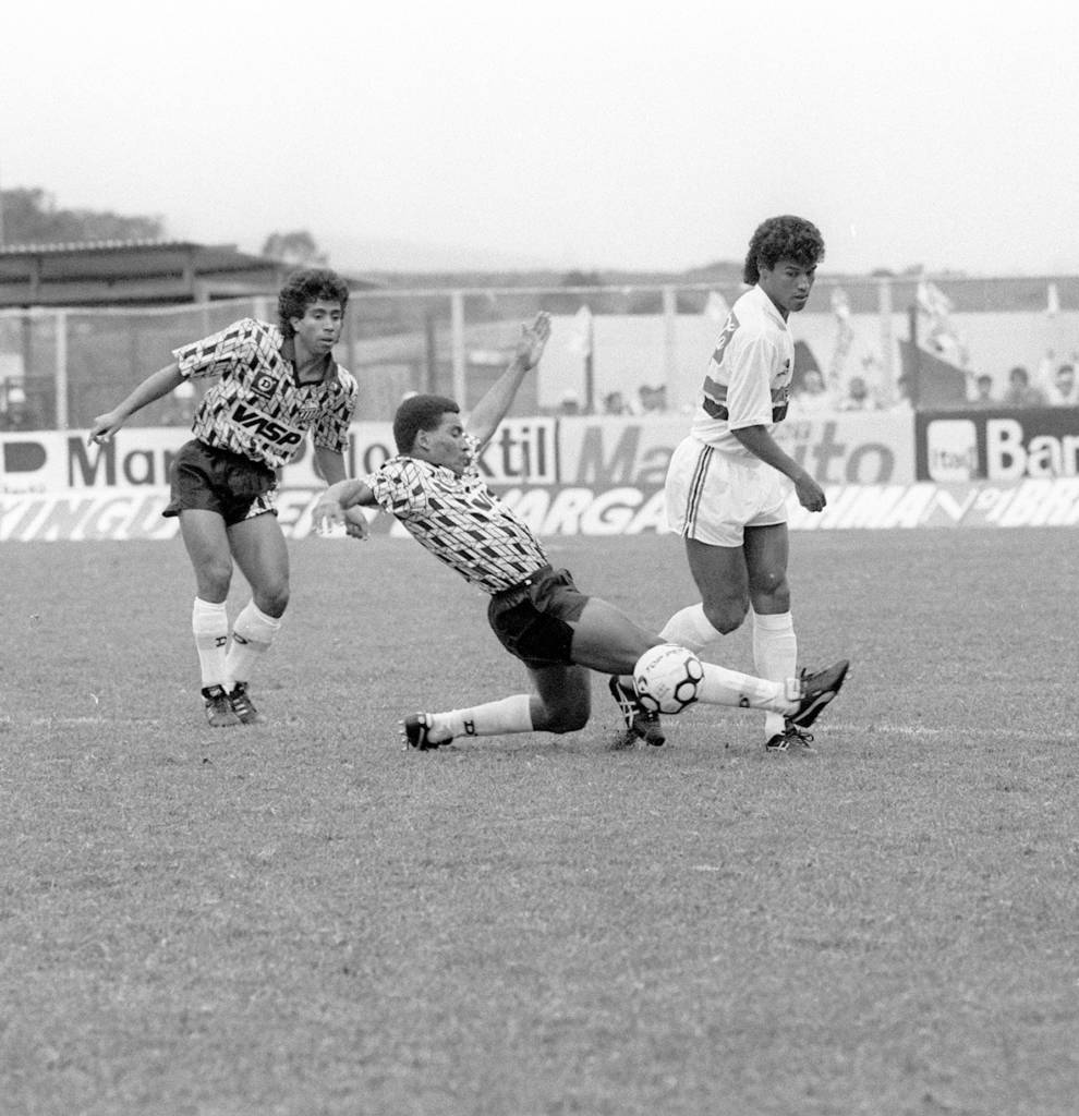 São Paulo celebra 32 anos de título contra o Bragantino no Brasileirão