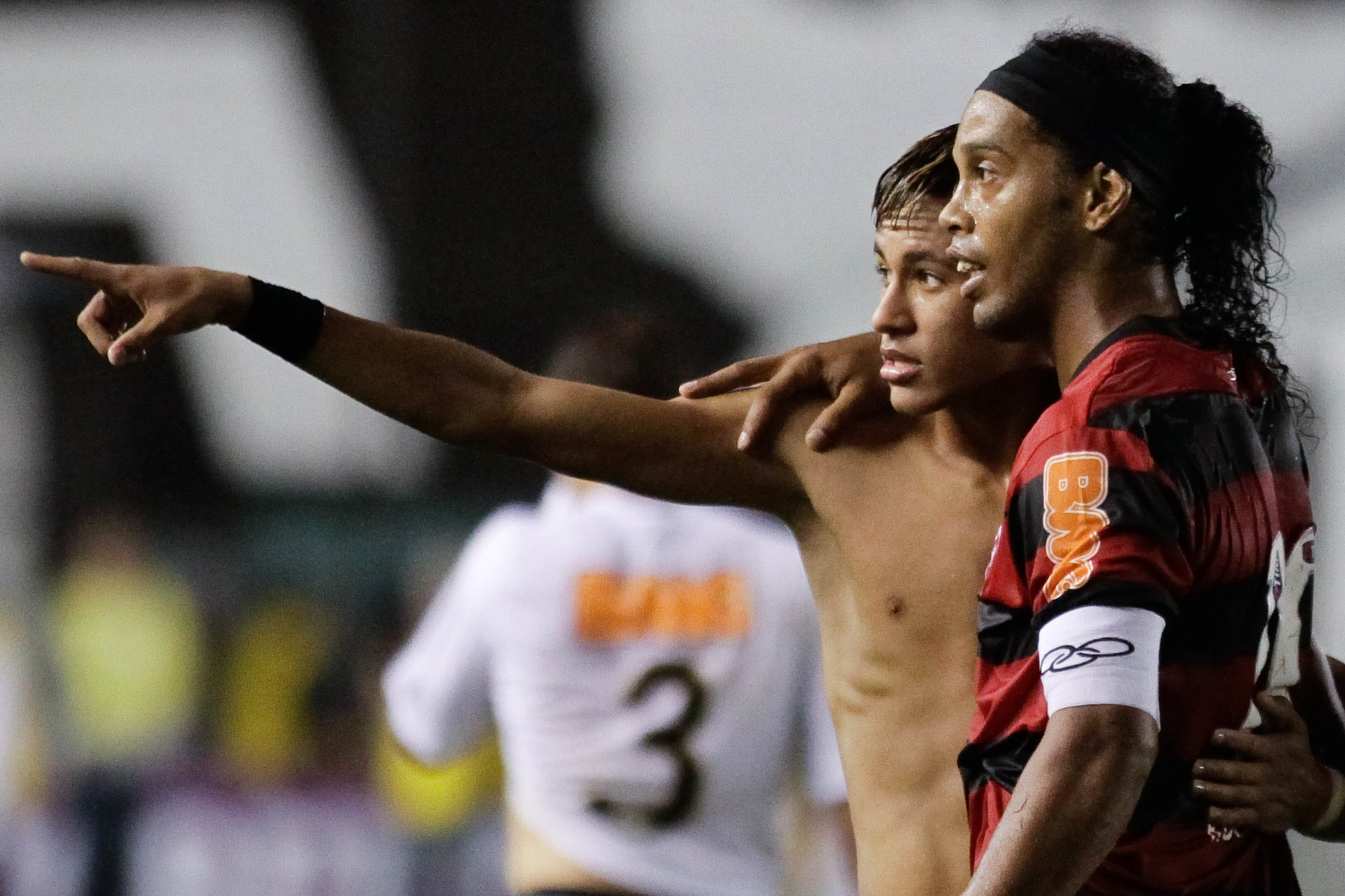Há 15 anos, Neymar marcava gol Puskás em Santos e Flamengo histórico