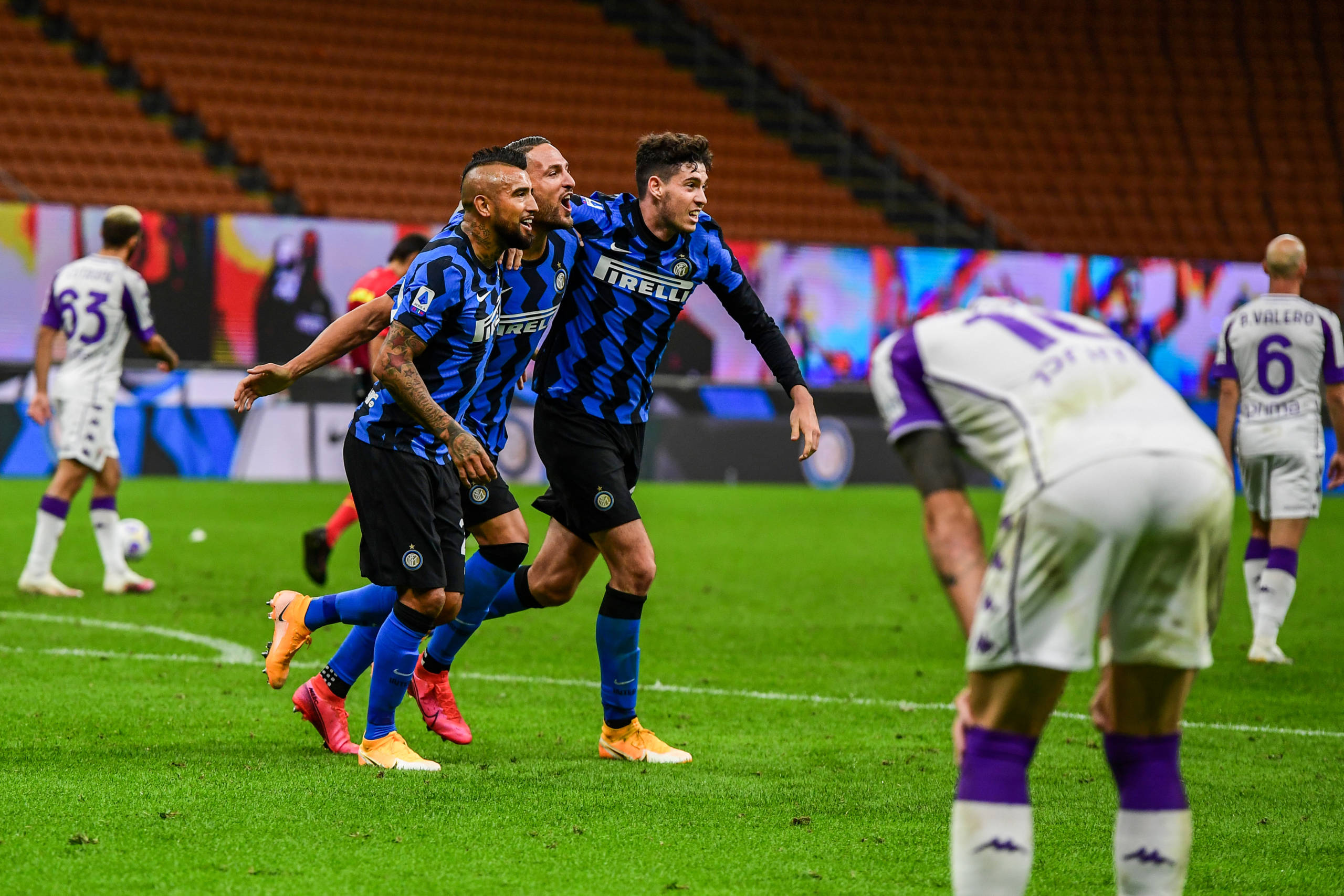Inter de Milão e Fiorentina fazem partida de 7 gols; confira as fotos ...
