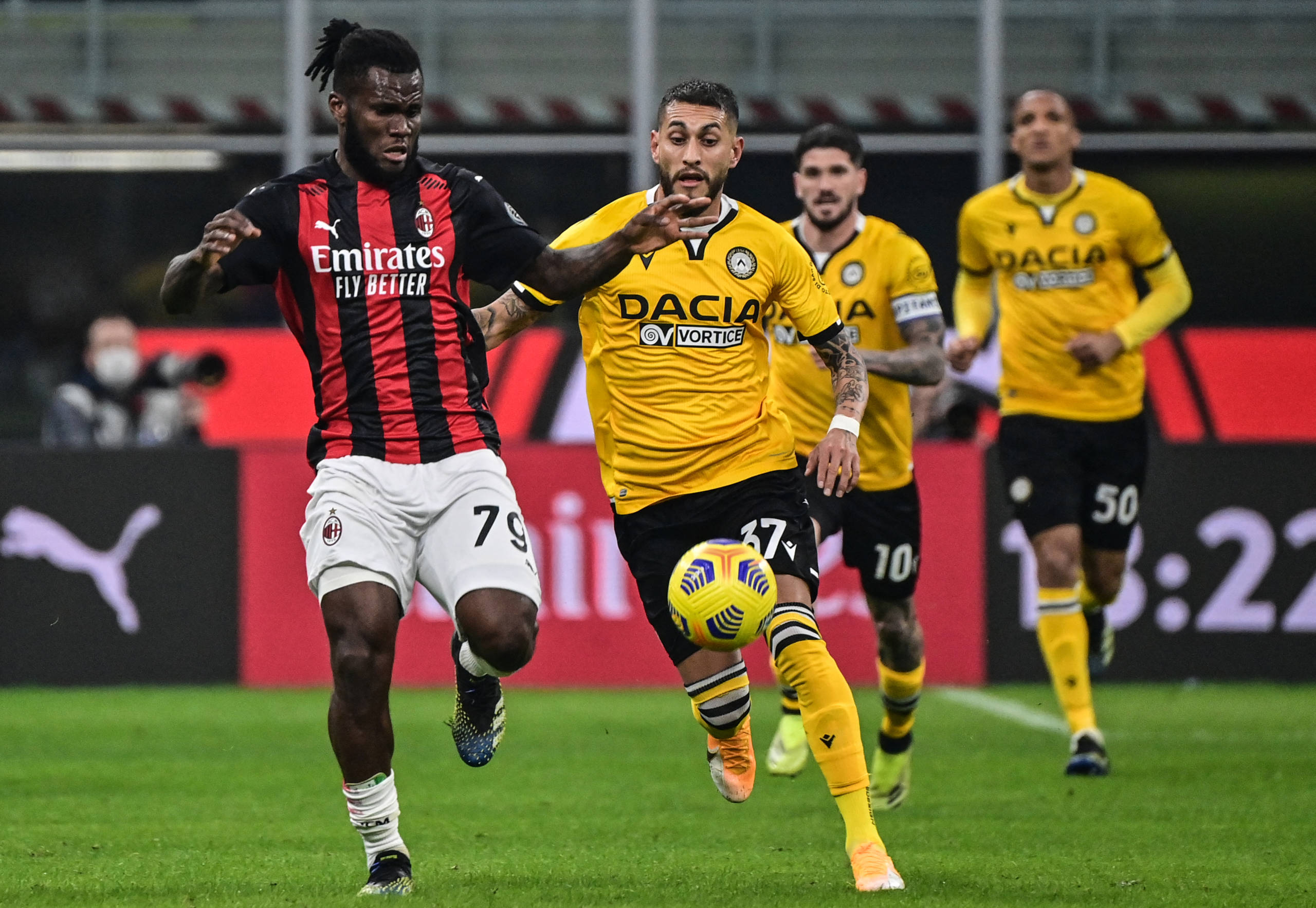 Confira imagens da partida entre Milan e Udinese pelo Campeonato ...