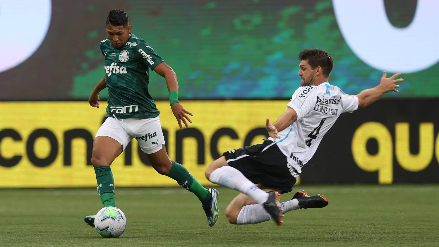 Veja fotos da final da Copa do Brasil entre Palmeiras e Grêmio - Gazeta ...