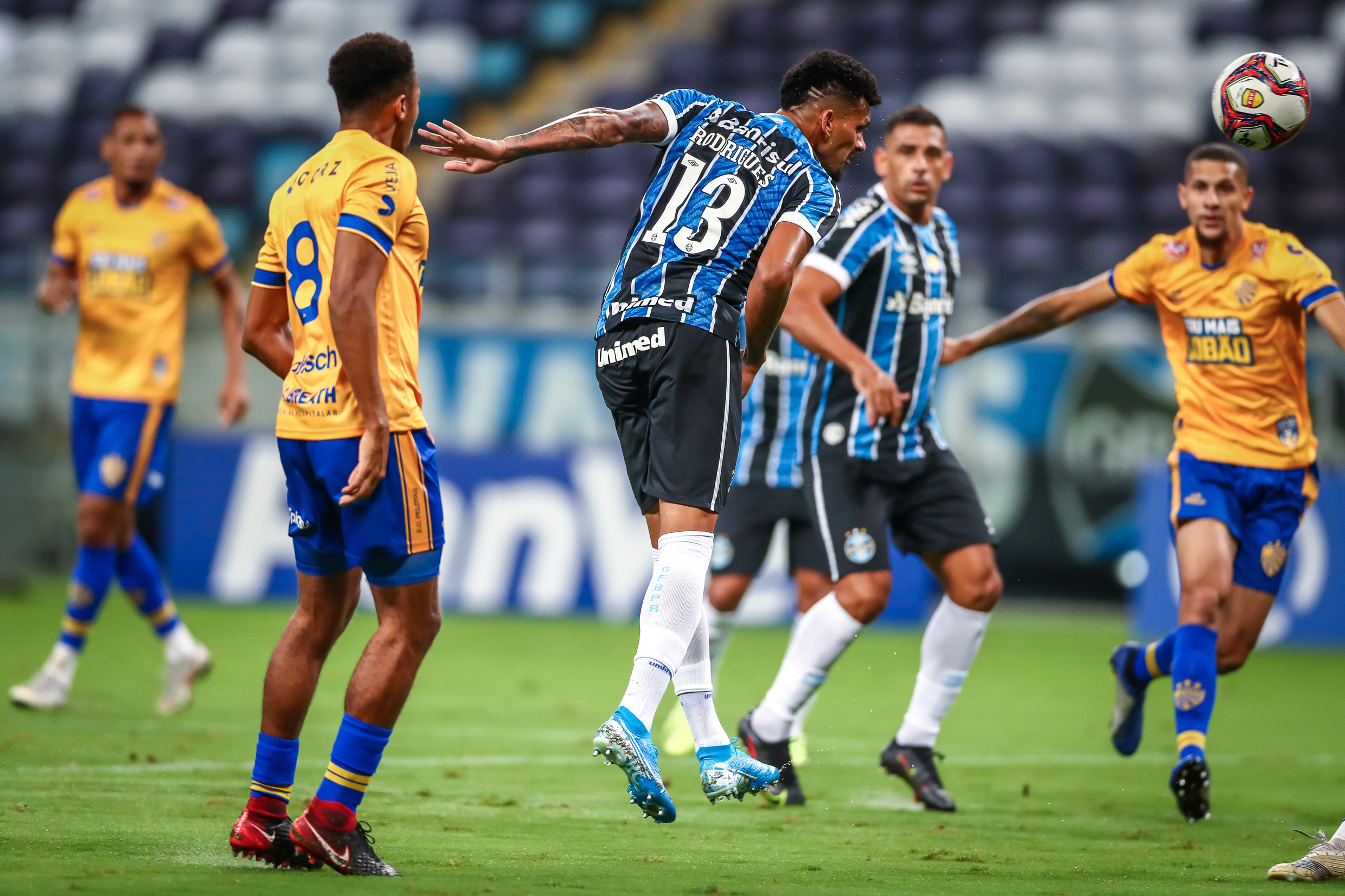Confira fotos de Grêmio x Pelotas pelo Campeonato Gaúcho - Gazeta Esportiva