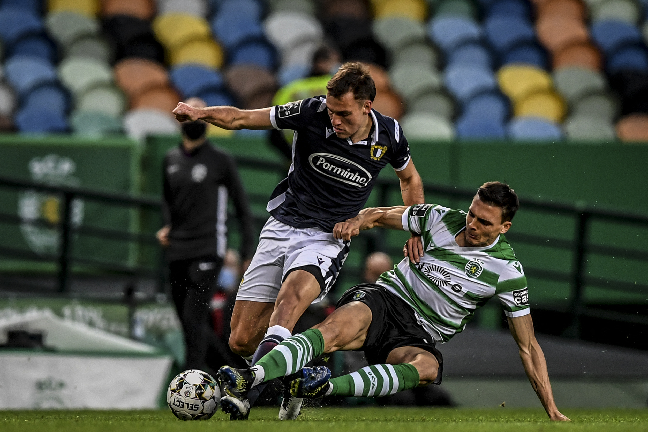 Confira fotos de Sporting x Famalicão pelo Campeonato Português ...